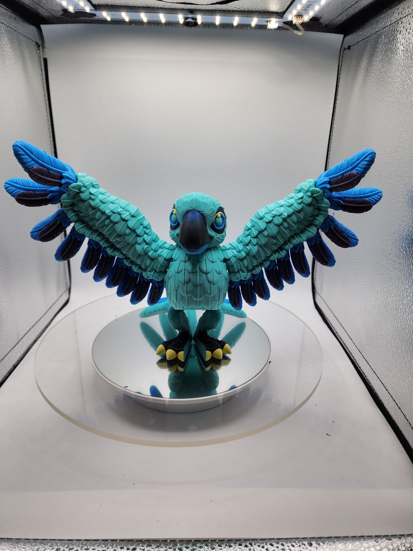 3D printed articulated multi-color Parrot
