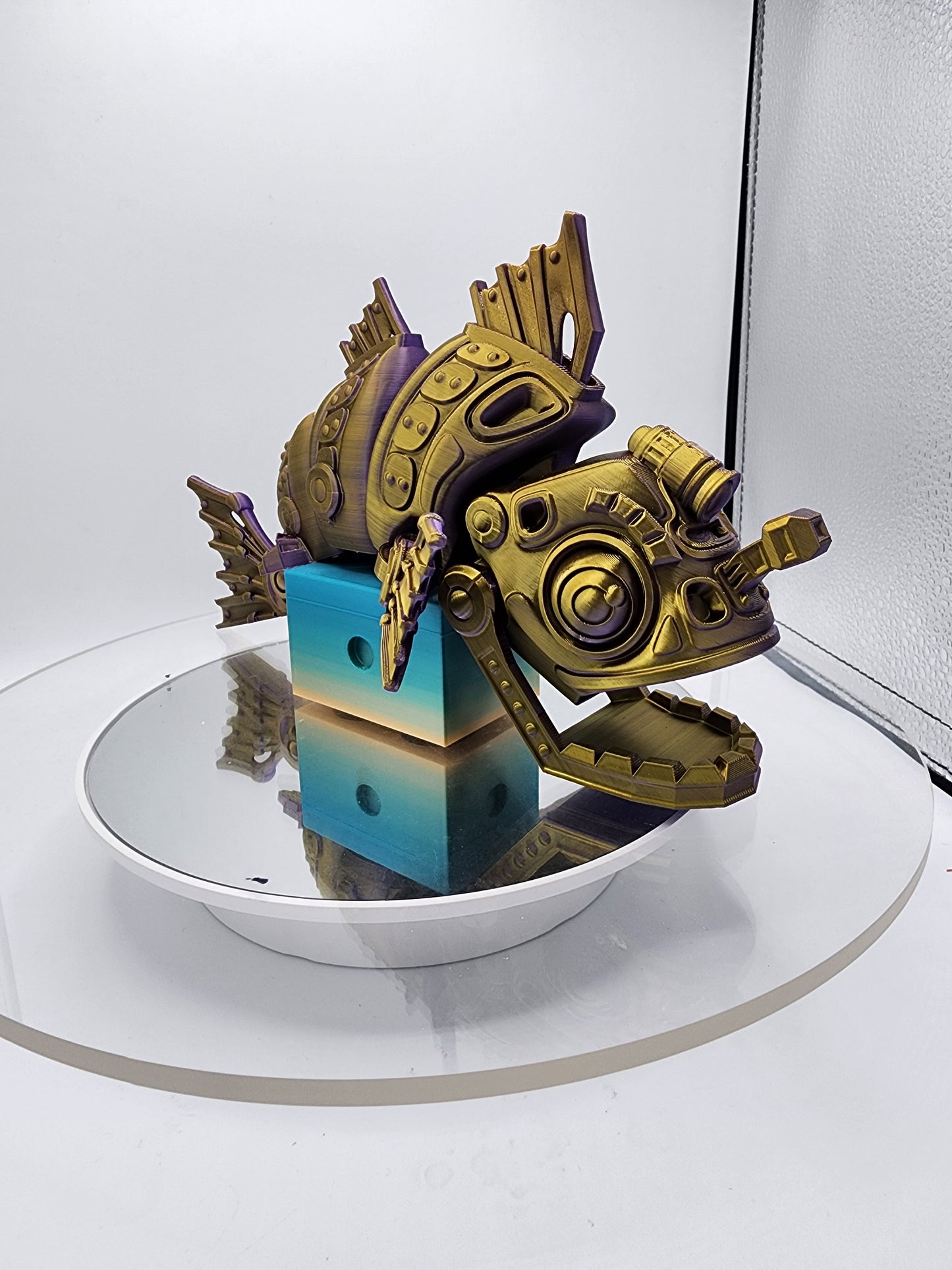 3D printed articulated color-changing Mech-themed Angler Fish.
