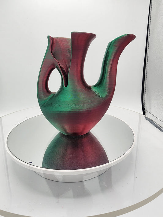 3D printed ODD looking decorative color-changing Vase.