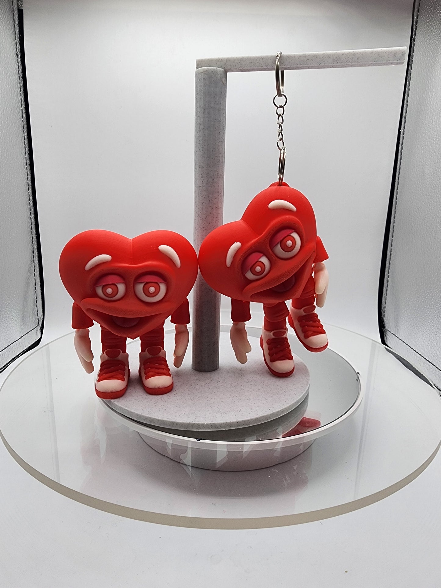 3D printed articulated Valentines Day Herbert the Heart.
