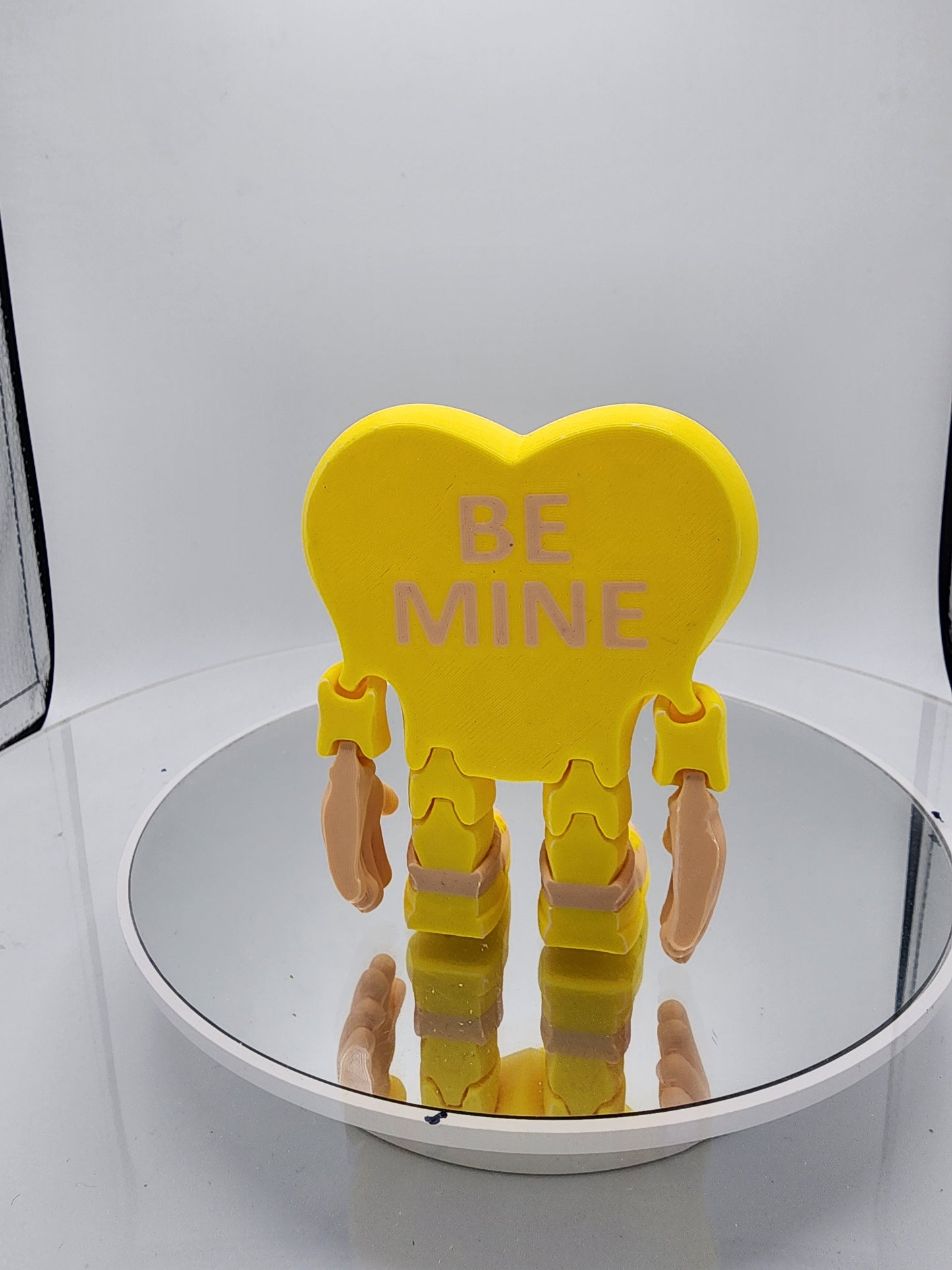 3D printed articulated Valentines Day Herbert the Heart.